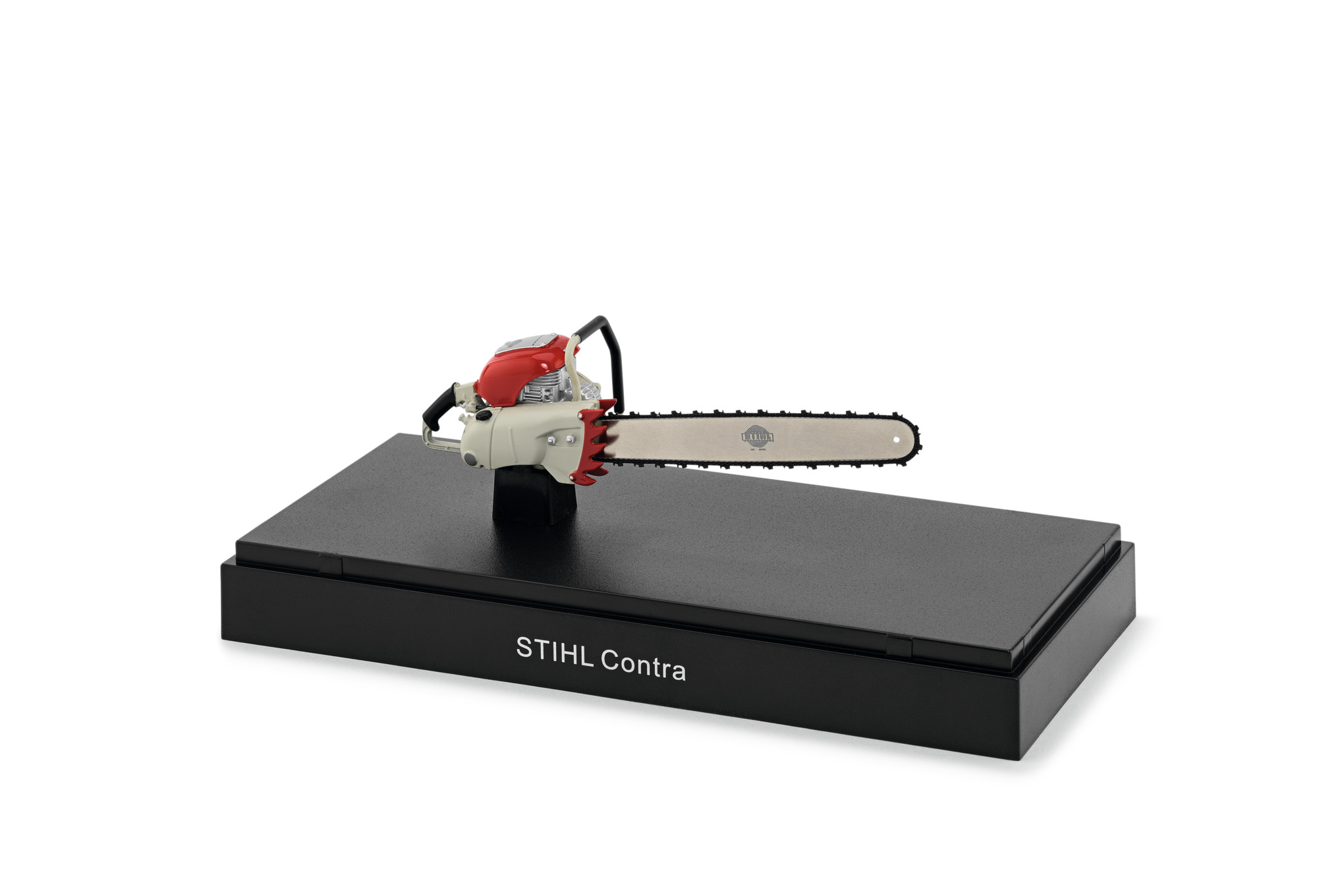 Historic chainsaw model, Type Contra